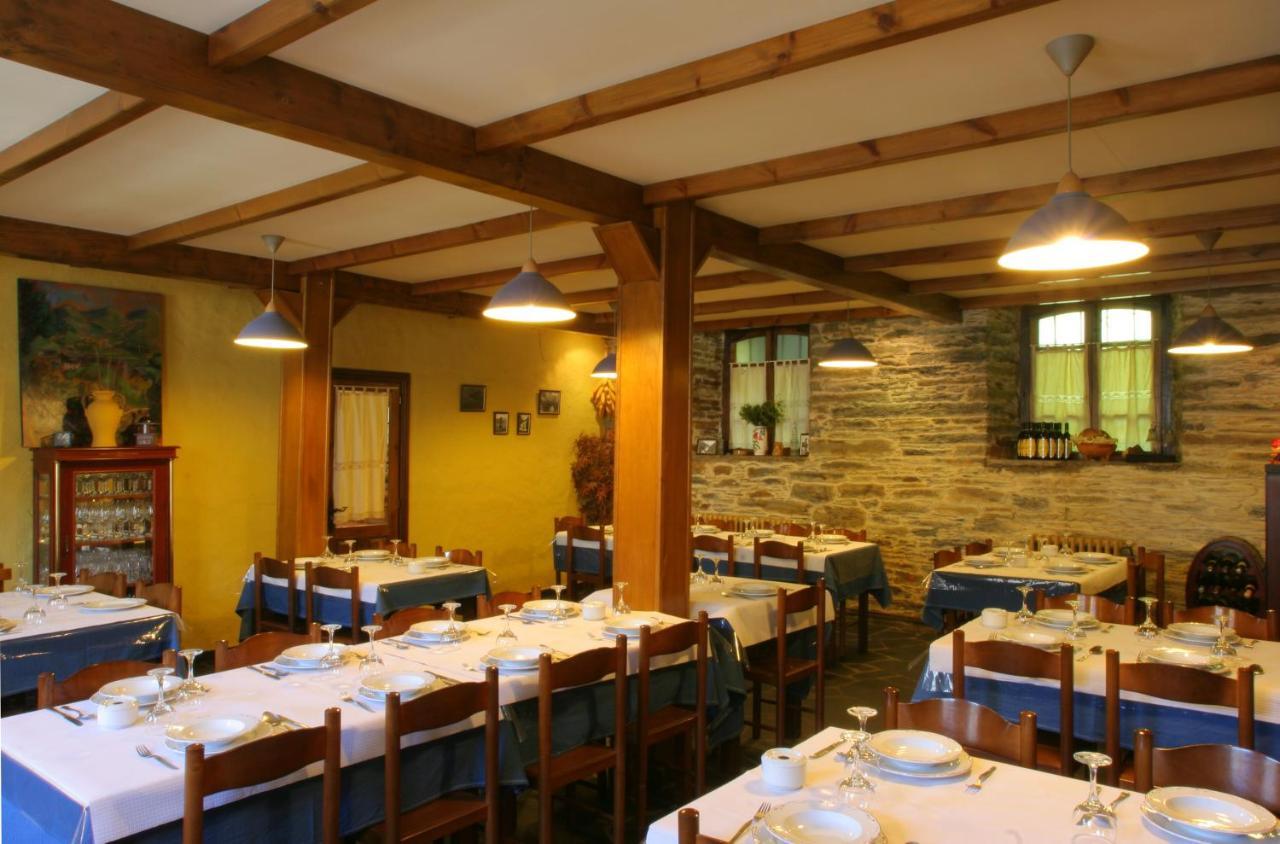 Hotel Rural Oscos Villanueva de Oscos ภายนอก รูปภาพ